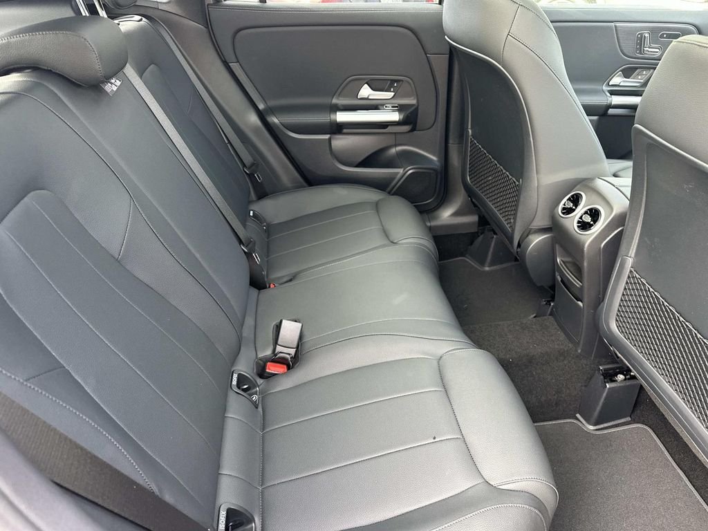 Used 2026 Mountain Grey Metallic Mercedes-Benz GLA 250 image 13