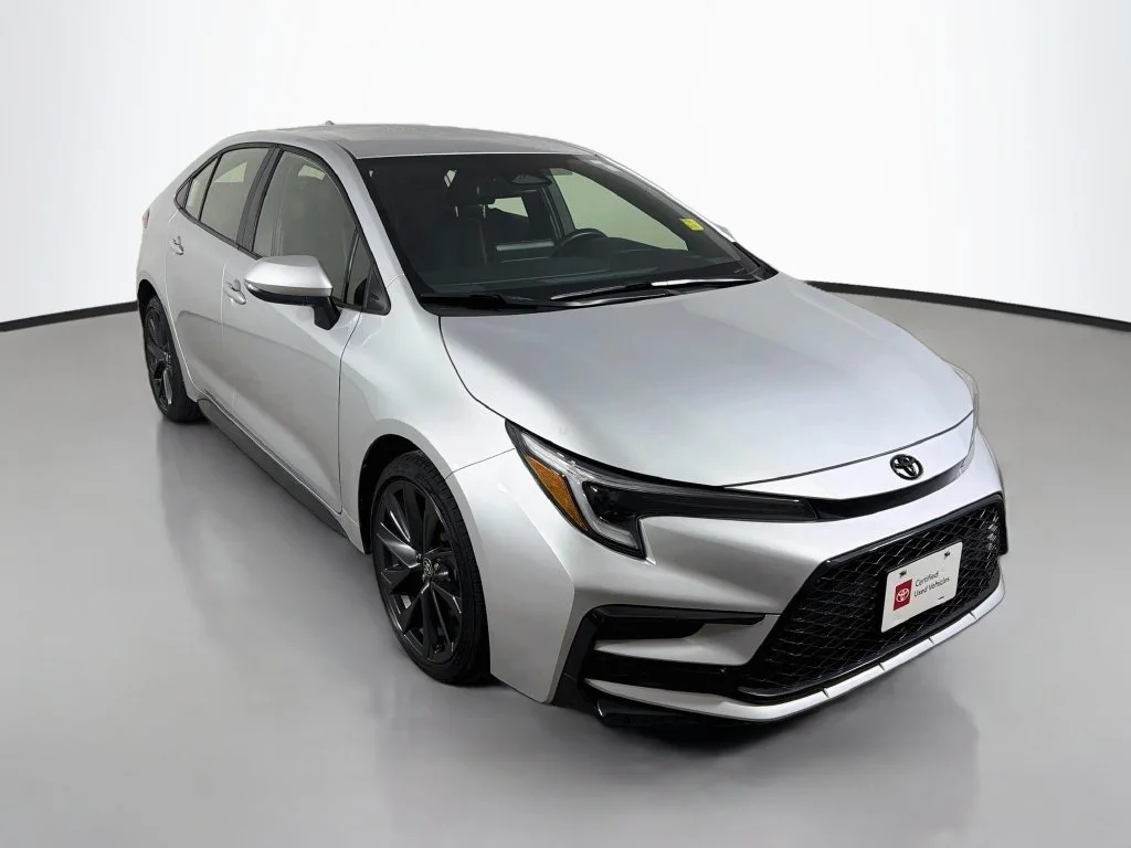Certified Used 2023 Silver Toyota SE image 4