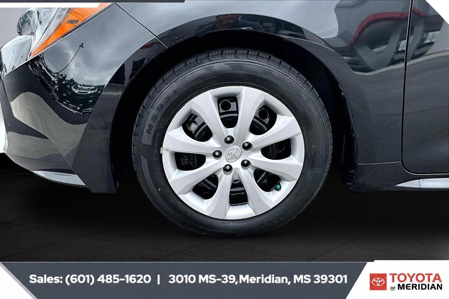 Used 2024 Midnight Black Metallic Toyota LE image 7