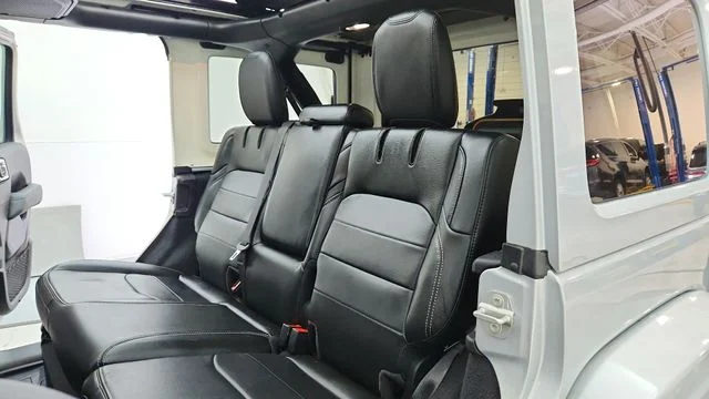 Used 2023 Silver Jeep Sahara 4xe image 19