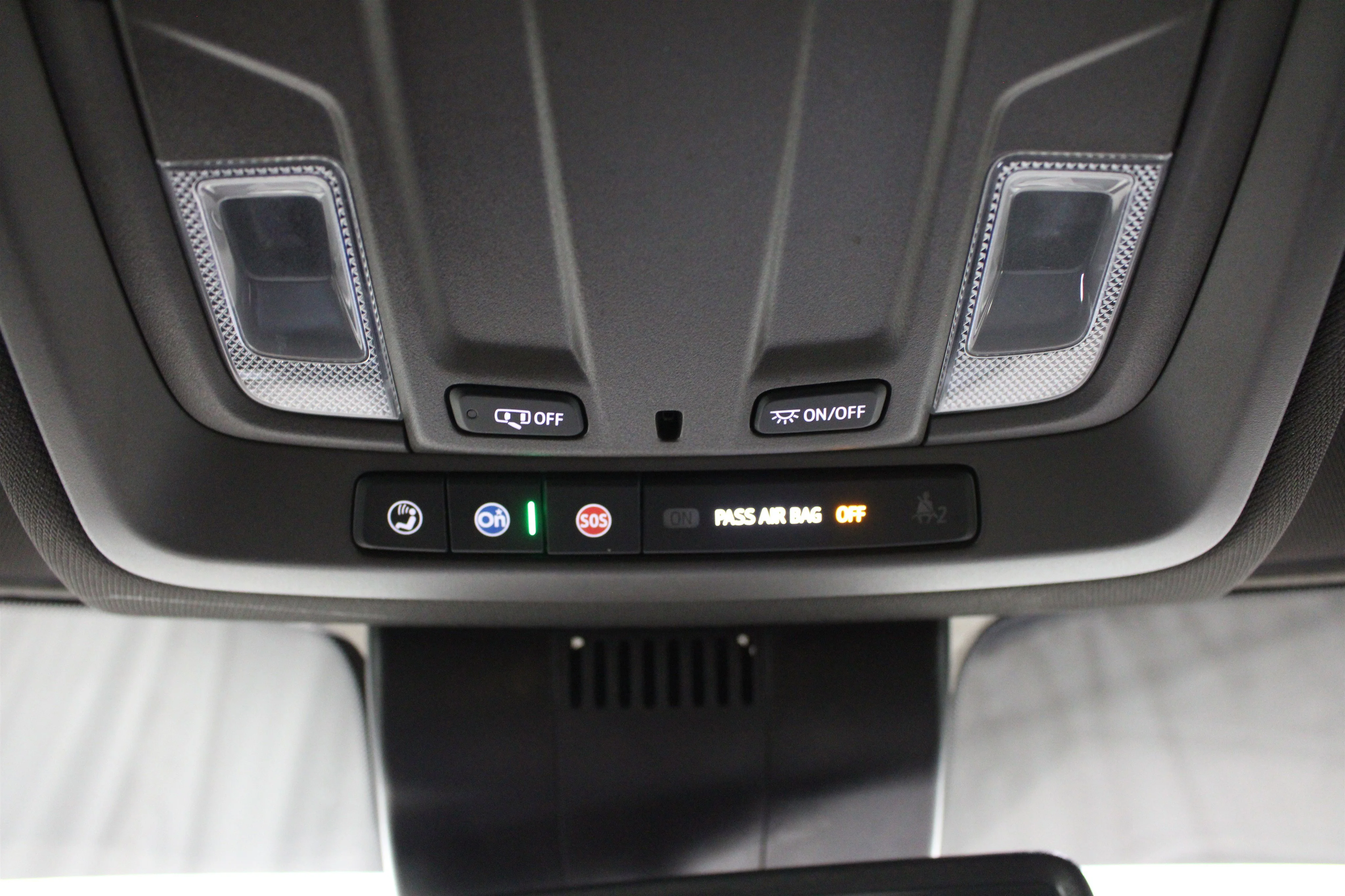 2024 Chevrolet Silverado 1500 LTZ - Photo 20