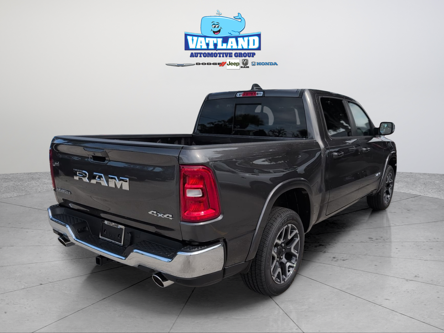 New 2026 Granite Crystal Metallic Clear-Coat Exterior Paint RAM Laramie image 8
