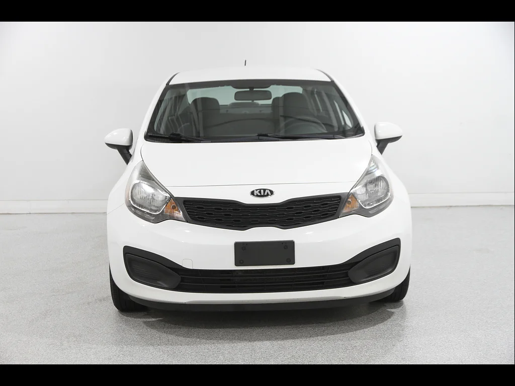 Used 2015 Kia Rio LX with VIN KNADM4A38F6503476 for sale in Willoughby Hills, OH