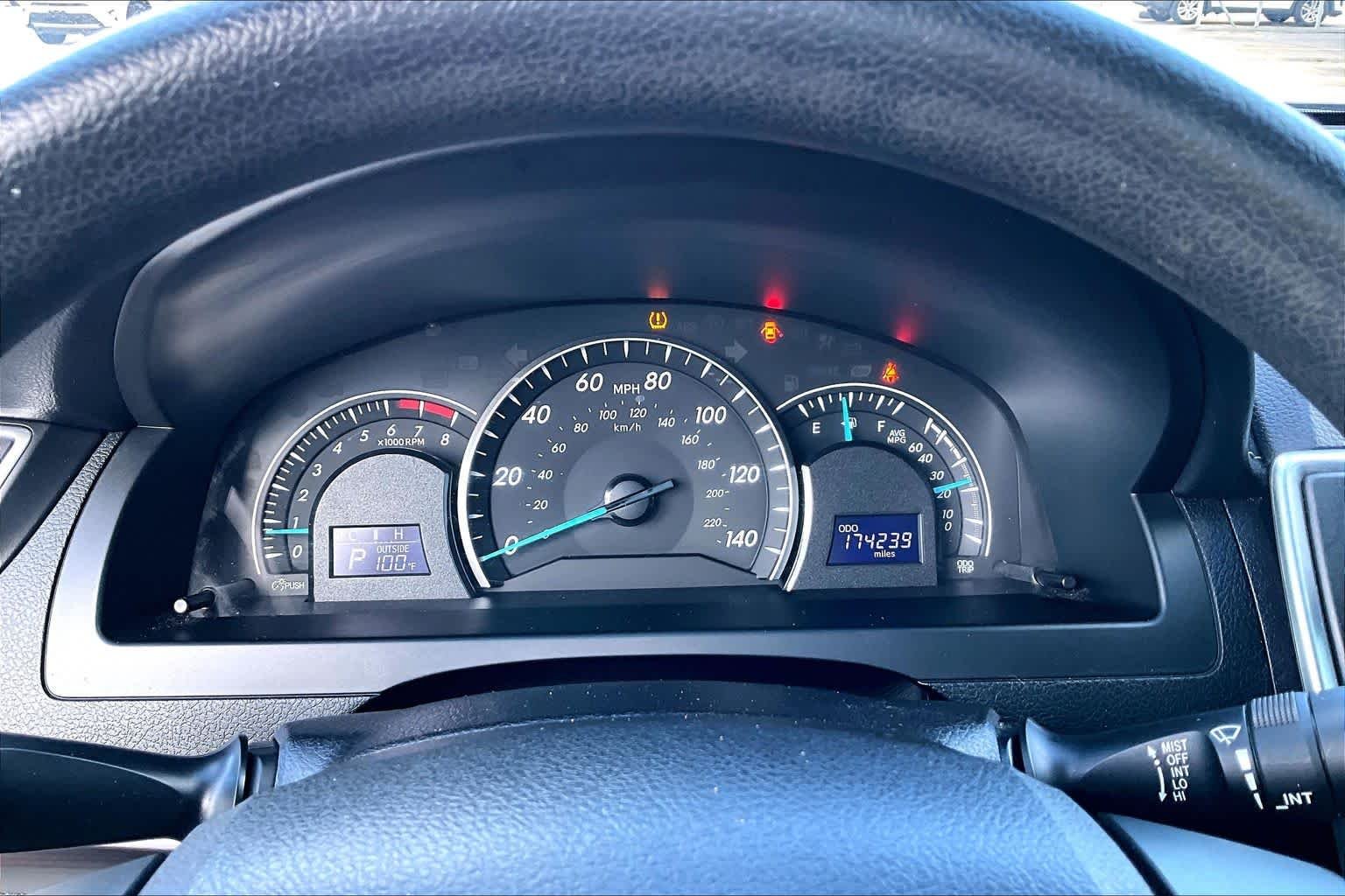 Used 2015 Cosmic Gray Mica Toyota LE image 26