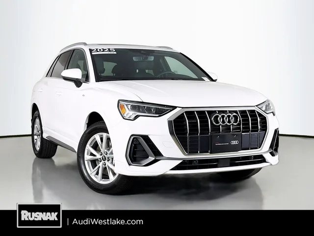 2025 Audi Q3 Premium
