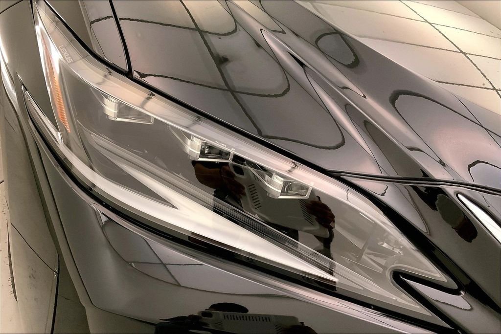Used 2025 Obsidian Lexus 350 Ultra Luxury image 27