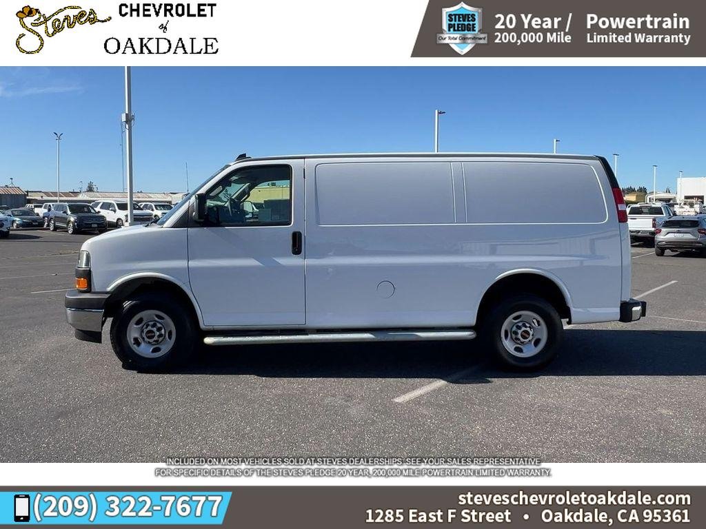2024 GMC Savana Cargo 2500 Work Van photo 3