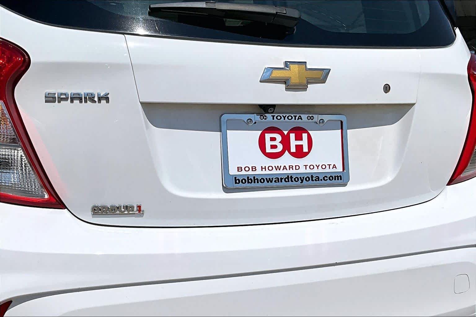 Used 2017 Summit White Chevrolet LS image 26