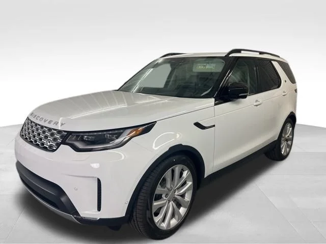 2026 Land Rover Discovery P300 S's photo