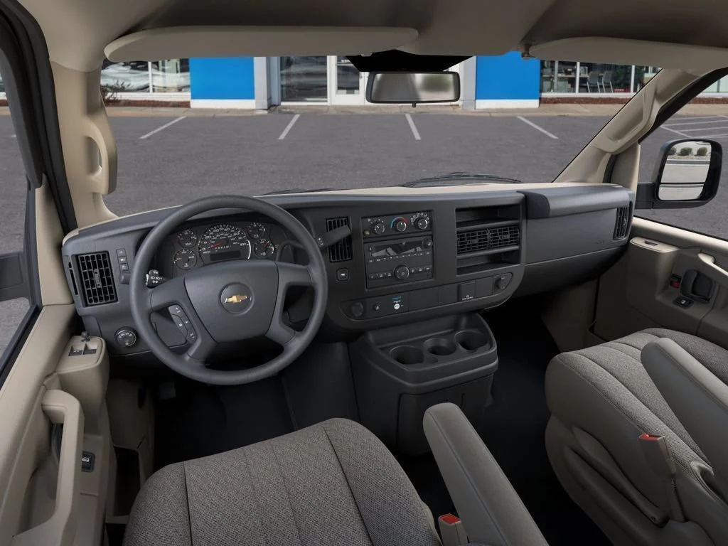 New 2026 Summit White Chevrolet WT image 15