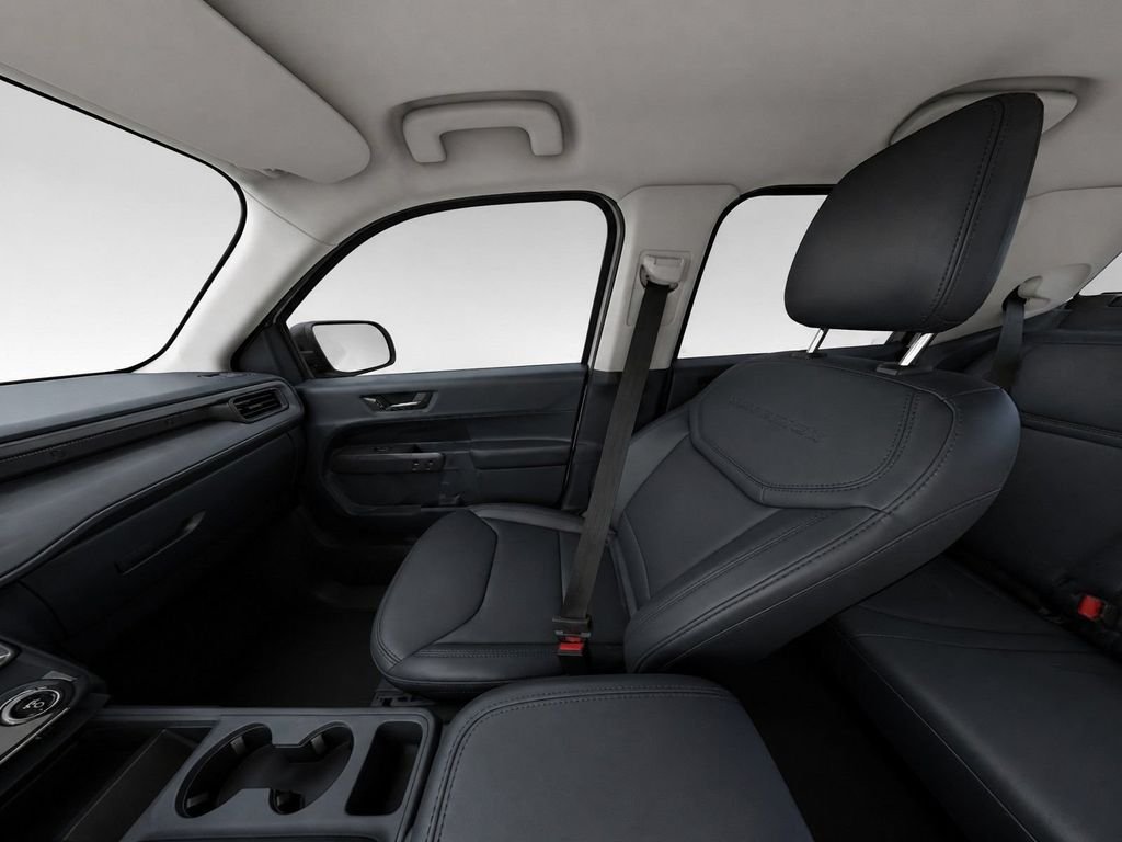New 2026 Oxford White Ford Lariat® image 10