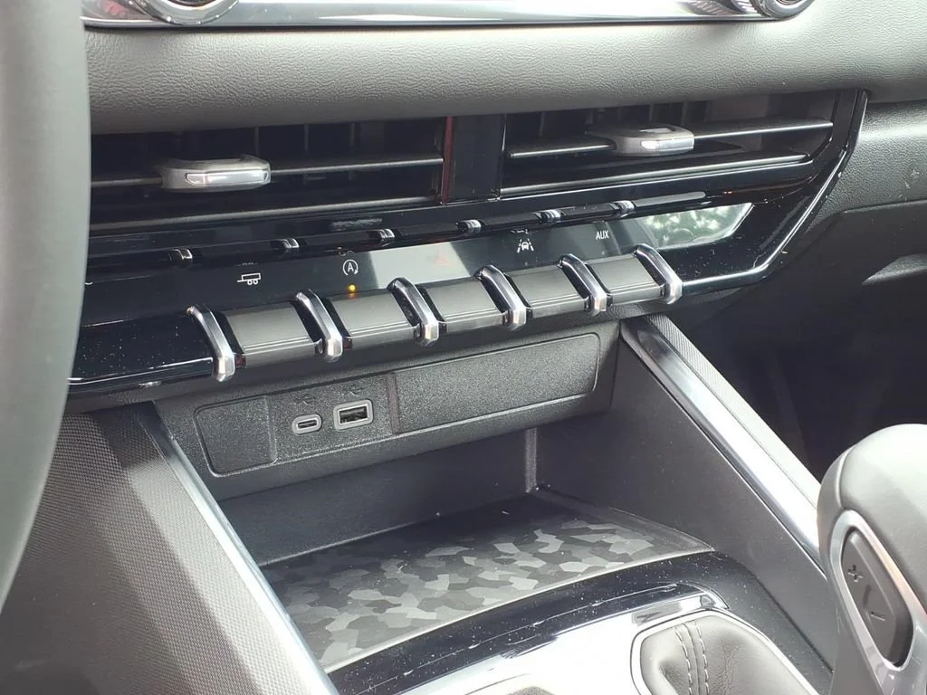 2026 GMC Canyon Elevation - Photo 7