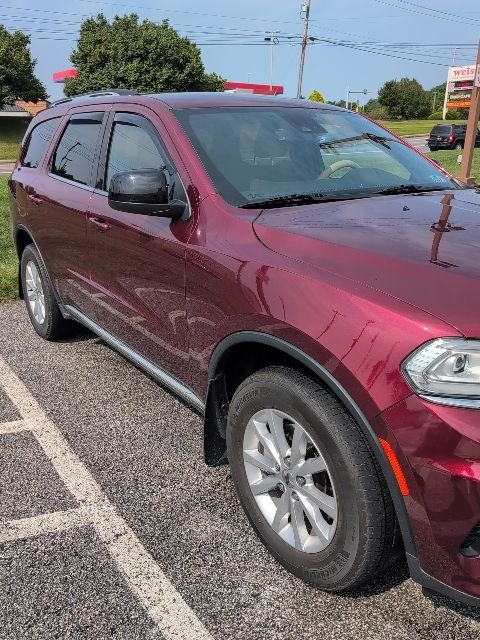 Used 2023 Red Dodge SXT image 11
