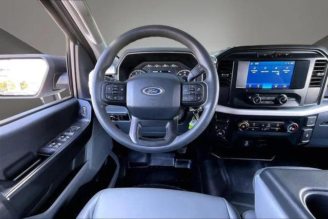 Used 2023 White Ford XL image 9