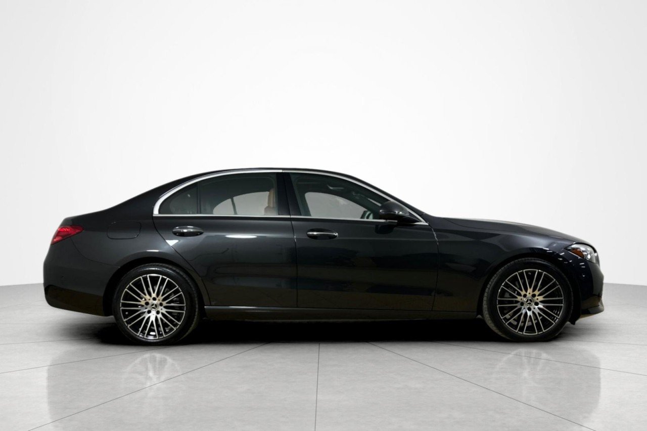 Used 2026 GRAPHITE GREY METALL Mercedes-Benz C 300 image 6