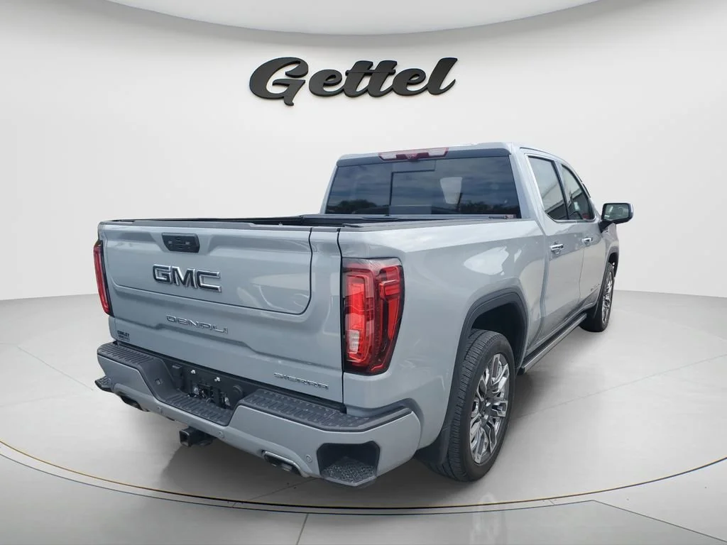 Used 2025 Thunderstorm Gray GMC Denali Ultimate image 4