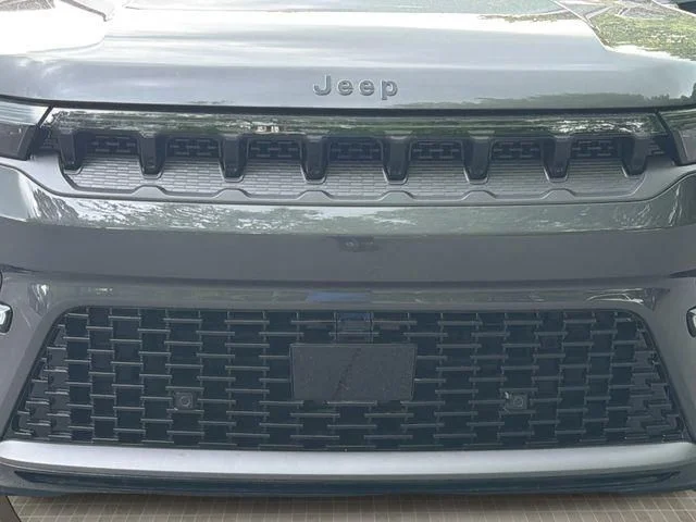 New 2026 Gray Jeep Limited Altitude image 27