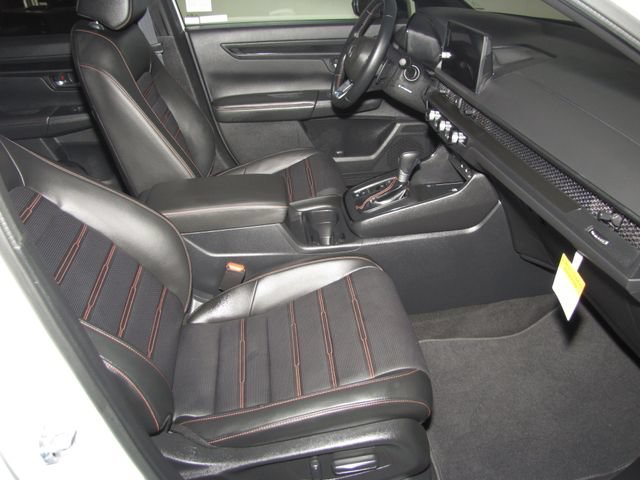 Certified Used 2026 Platinum White Pearl Honda Sport-L image 20