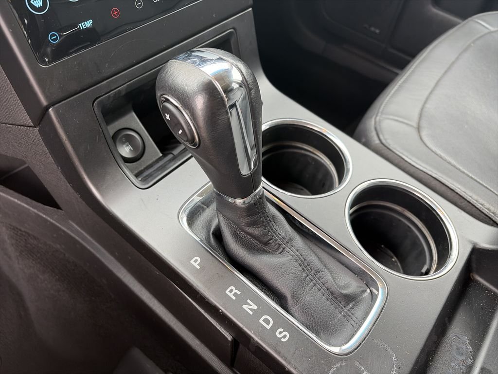 Used 2019 Blue Ford Limited image 26