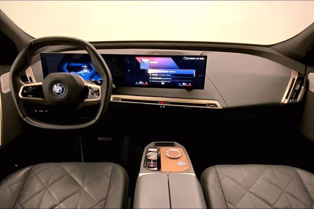 Used 2023 Storm Bay Metallic BMW M60 image 15