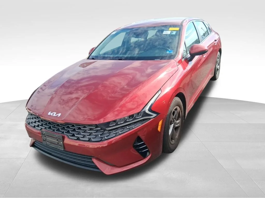 Used 2023 Red Kia LXS image 14