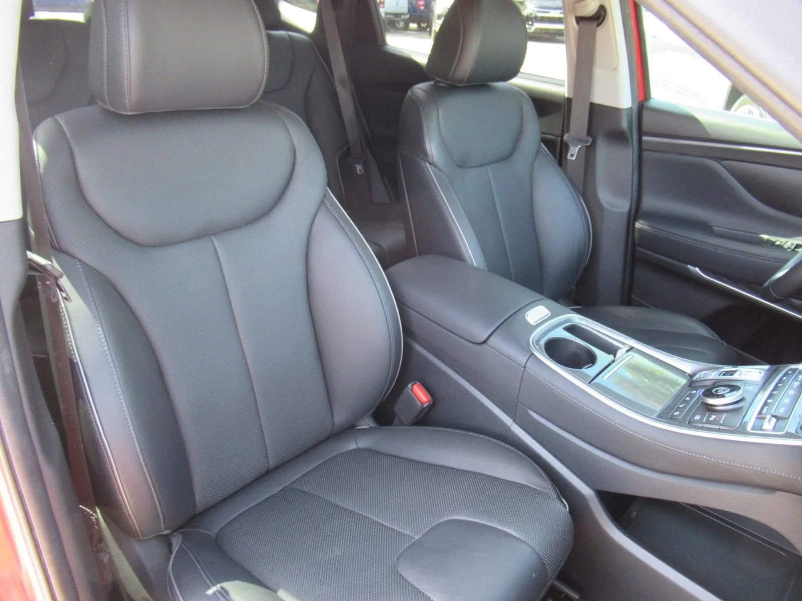 Used 2023 Red Hyundai Limited image 9