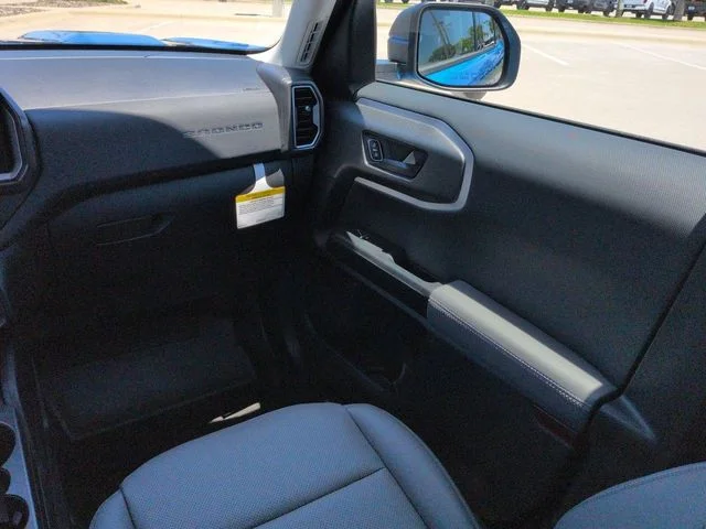 New 2026 Velocity Blue Metallic Ford Badlands® image 17
