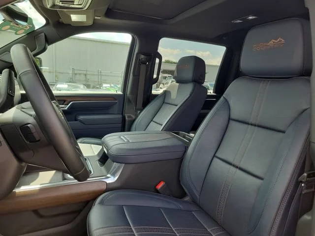 2025 Chevrolet Silverado 2500HD High Country - Photo 18
