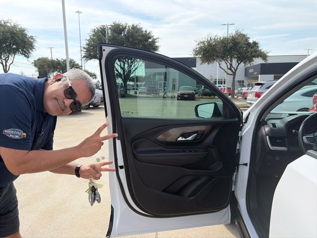 Used 2020 Summit White GMC SLE image 10