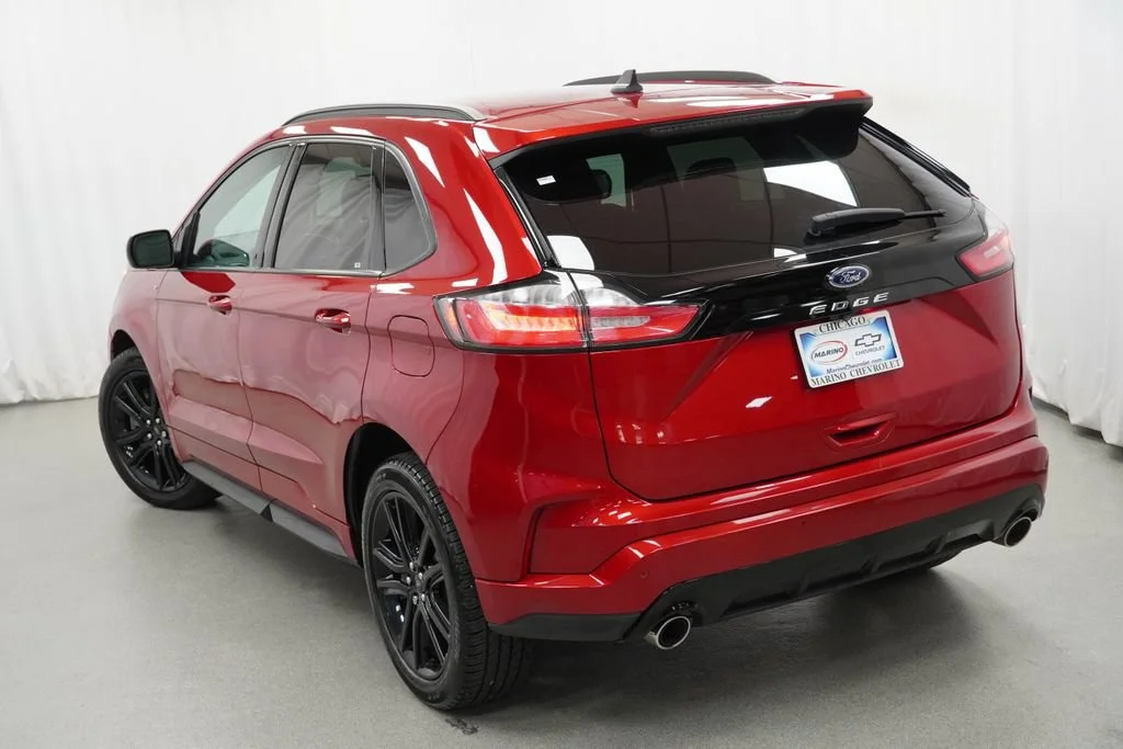 Used 2021 Red Ford ST-Line image 38