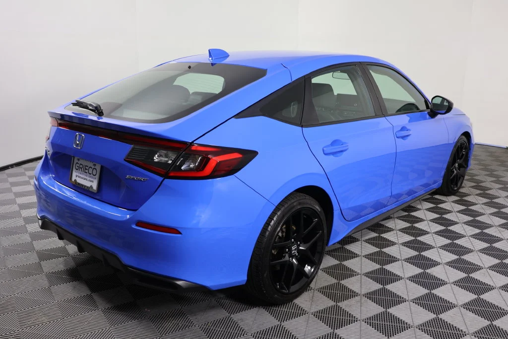Used 2025 Boost Blue Pearl Honda Sport image 8