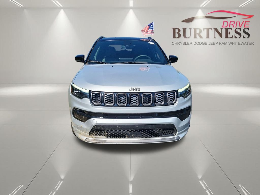 Used 2024 Silver Jeep Limited image 20