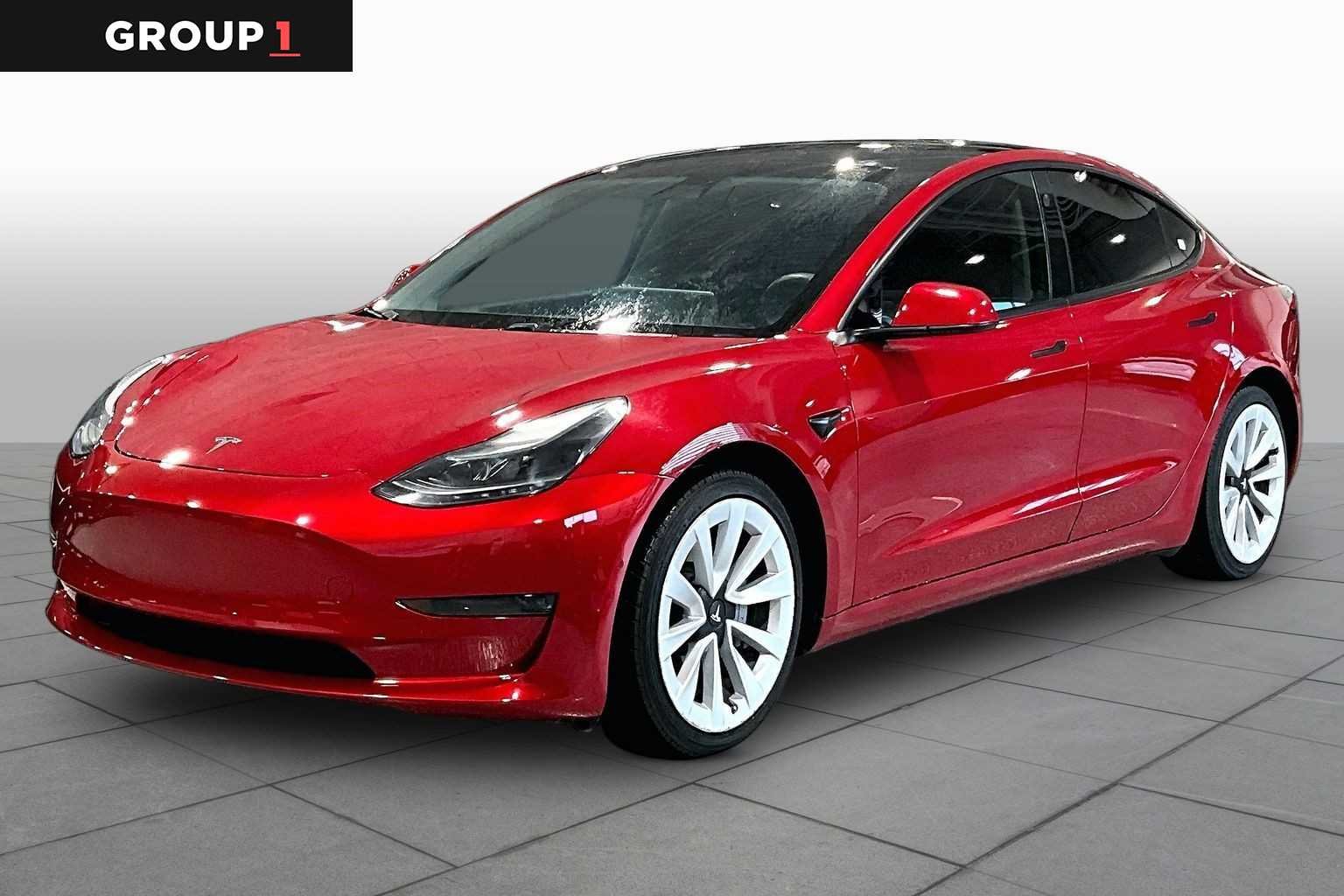 2021 Tesla Model 3 Standard Range Plus's photo