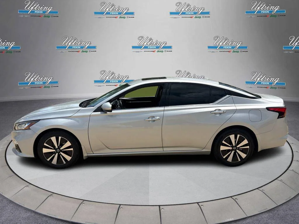 Used 2022 Brilliant Silver Metallic Nissan 2.5 SL image 6