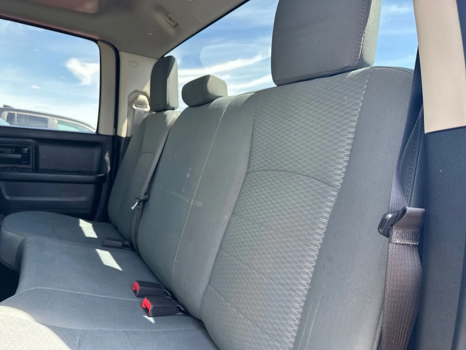 Used 2019 Gray Ram Express image 20