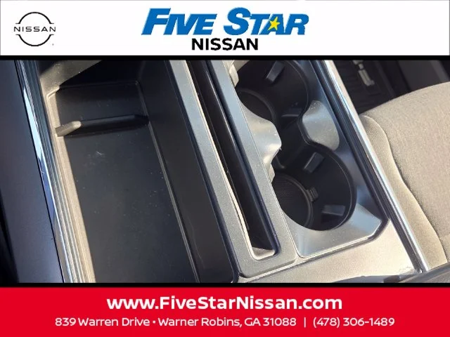 Used 2024 Silver Ford XLT image 25