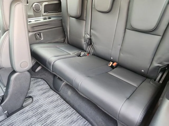 New 2026 ICE SILVER METALLIC Subaru Touring 7-Passenger image 24