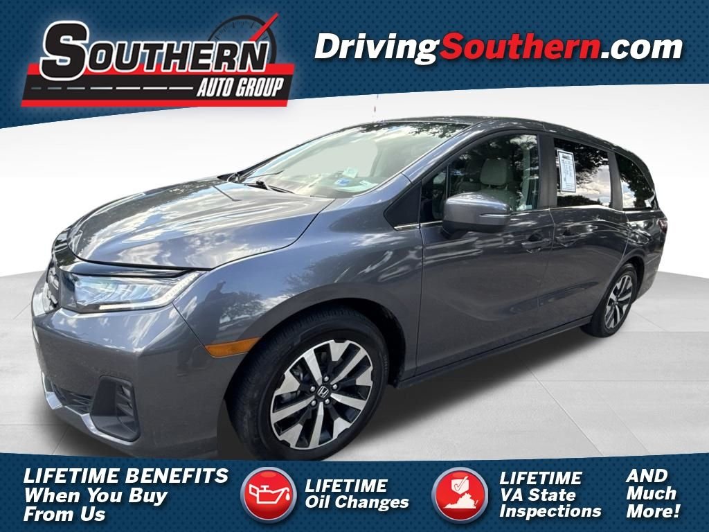 Used 2025 Silver Honda EX-L image 1