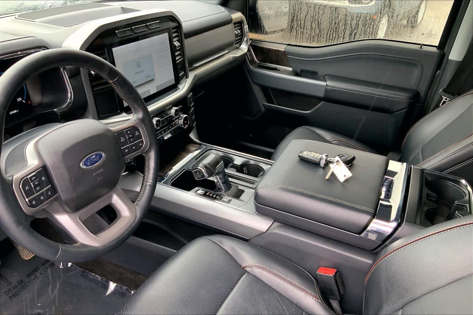 Used 2022 Light Blue Clearcoat Metallic Ford LARIAT image 16