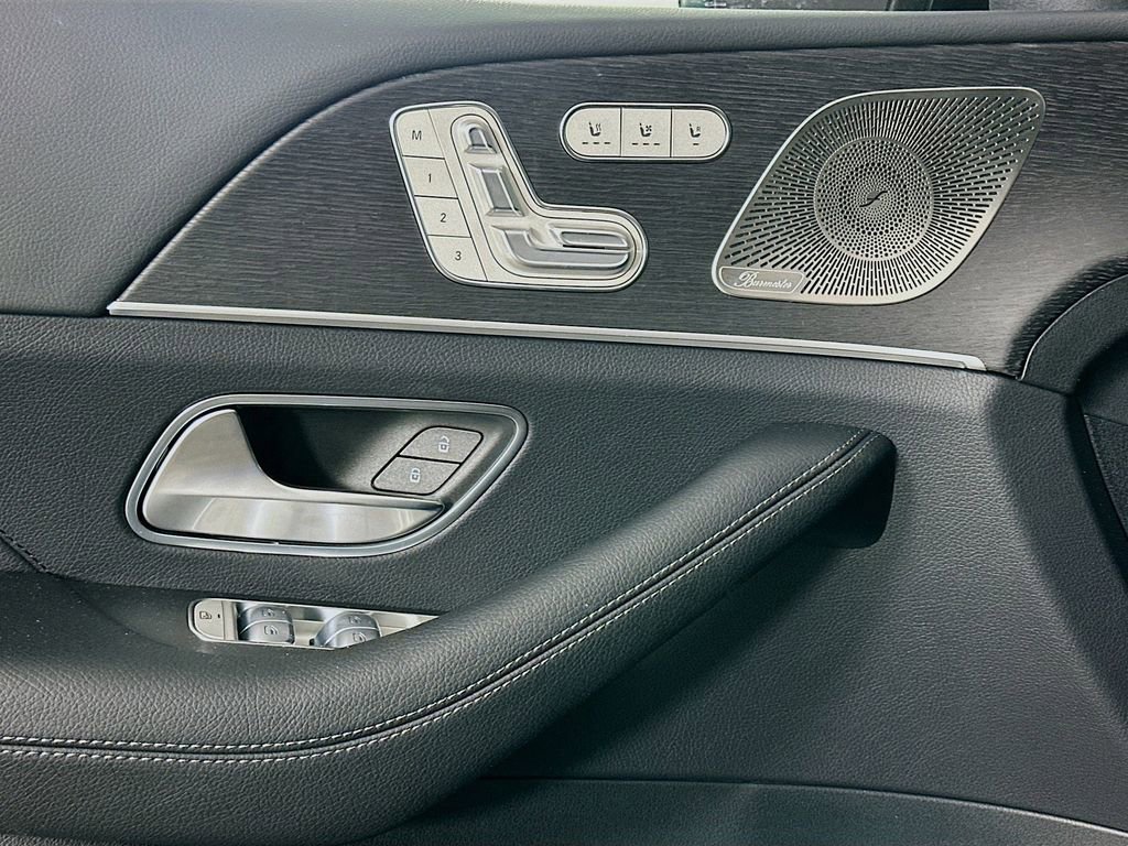 New 2026 Obsidian Black Metallic Mercedes-Benz GLE 350 image 49