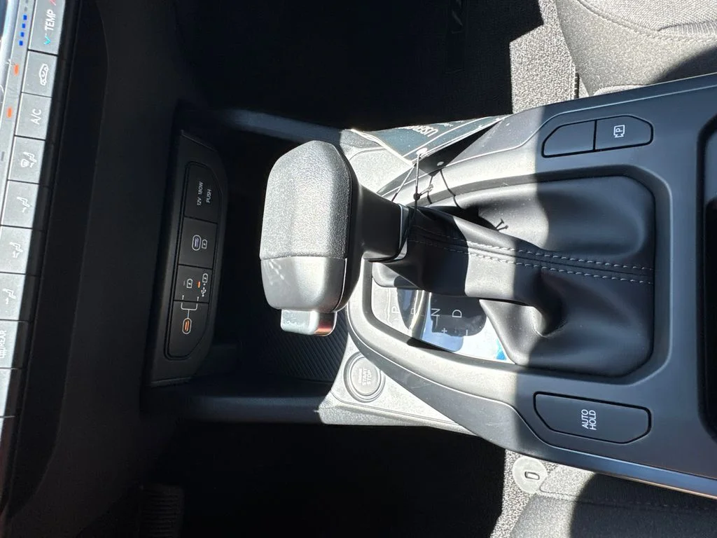 New 2026 Deep Sea Blue Kia LXS image 29