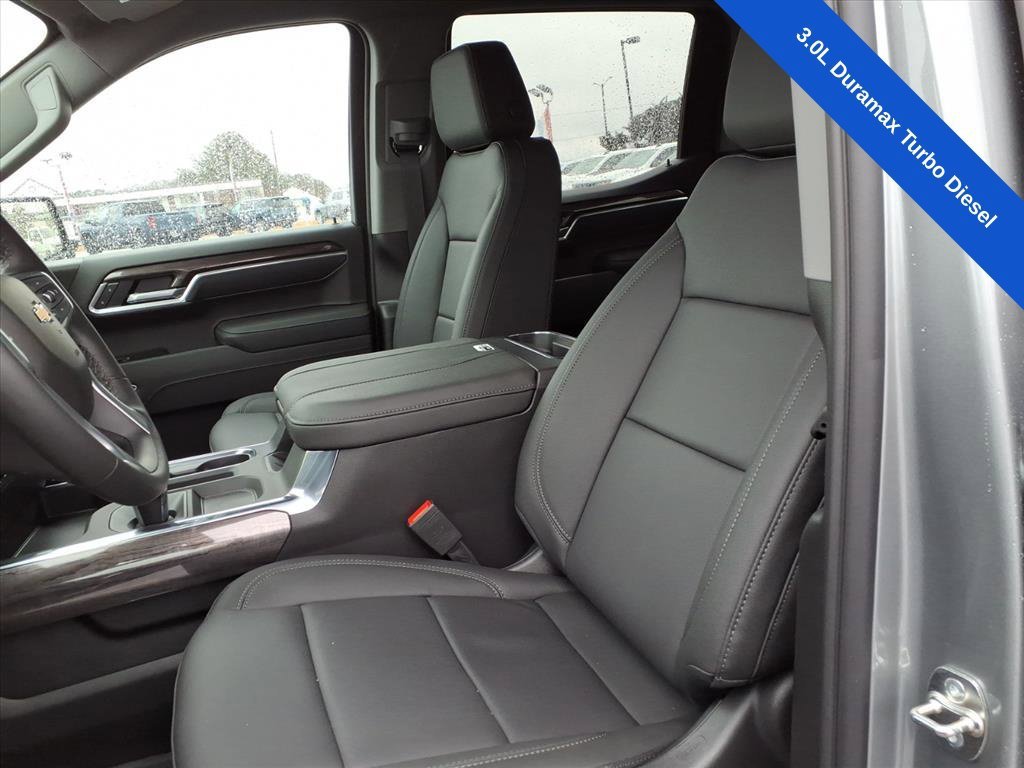 2026 Chevrolet Silverado 1500 LTZ - Photo 22