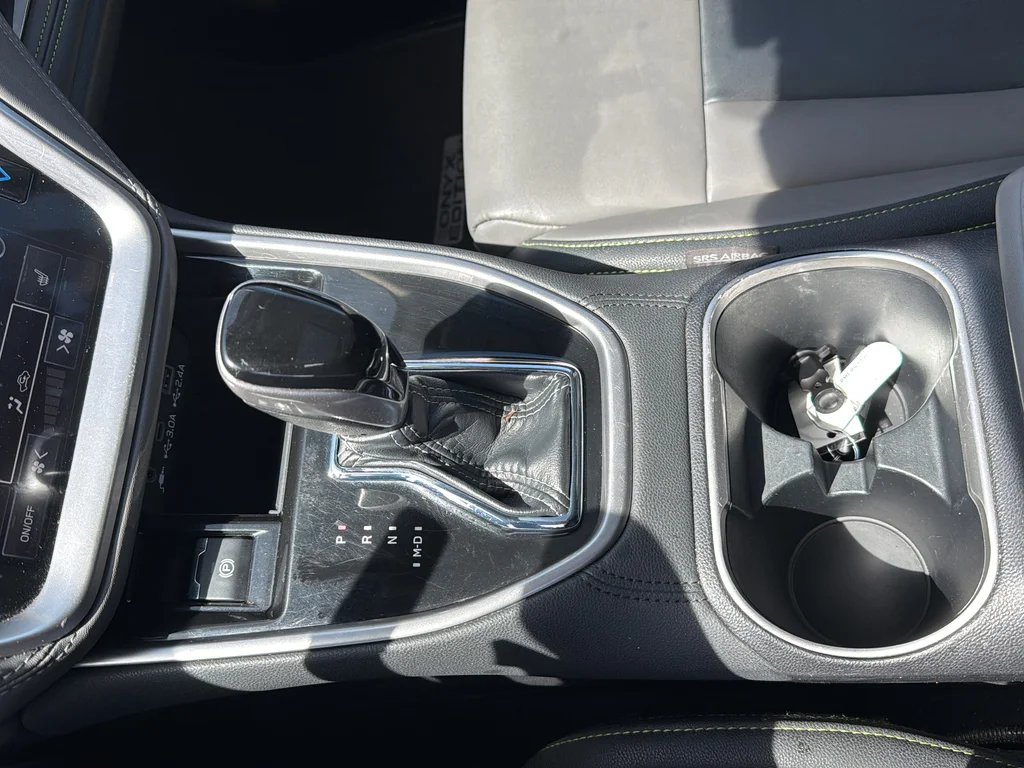 Used 2025 Silver Subaru Onyx Edition image 22