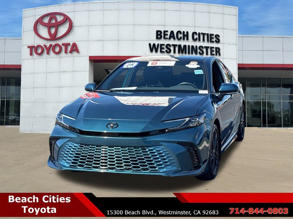 Certified Used 2025  Toyota XSE image 5
