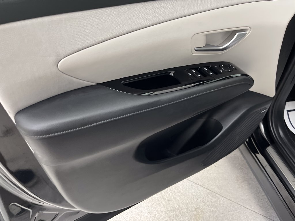 Used 2026 Black Hyundai Limited image 11