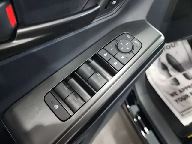 2026 Toyota C-HR XSE - Photo 19