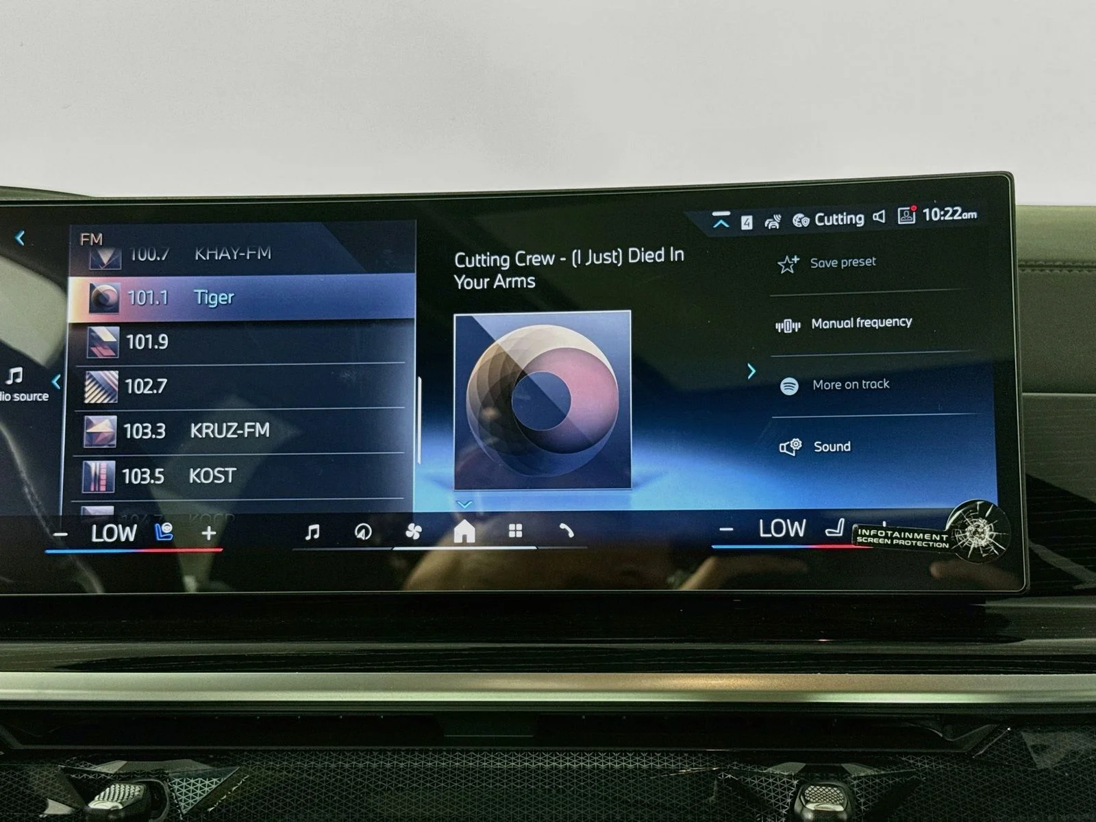 New 2027 Frozen Pure Grey Metallic BMW xDrive40i image 15