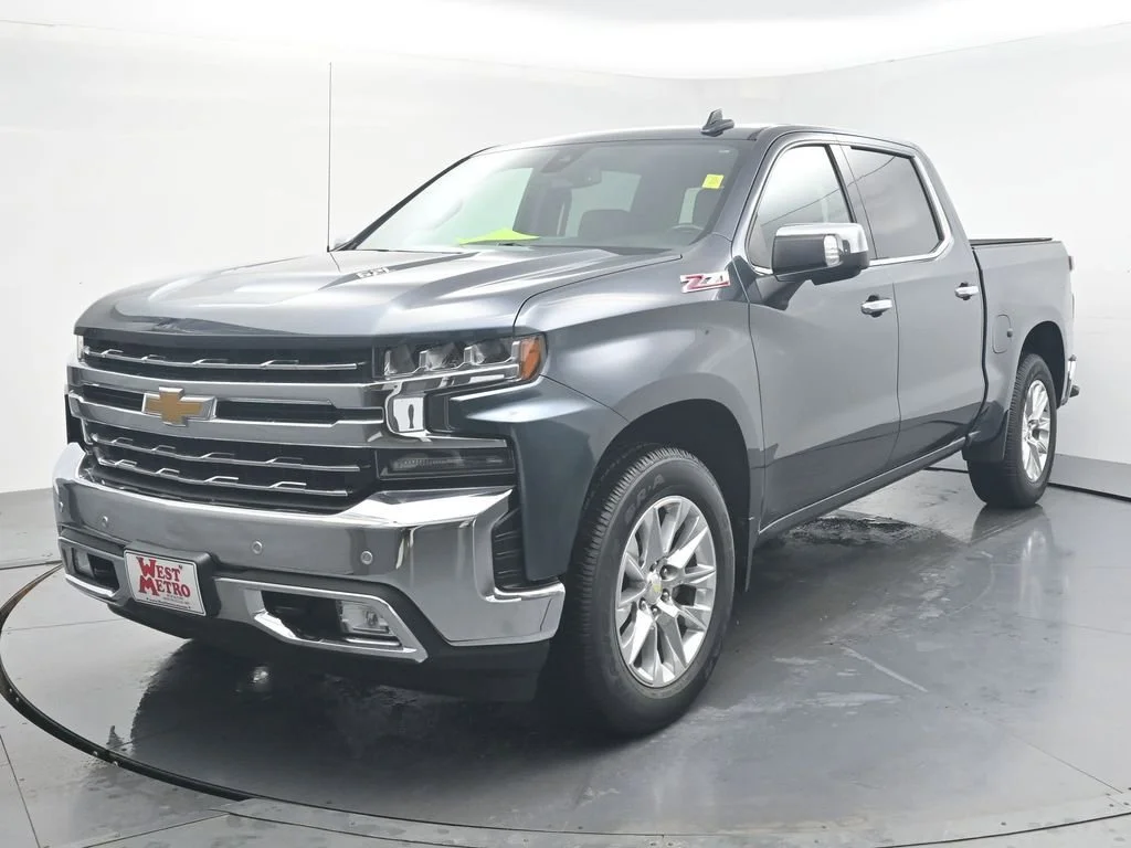Used 2020 Chevrolet Silverado 1500 LTZ with VIN 1GCUYGEL3LZ232193 for sale in Monticello, Minnesota