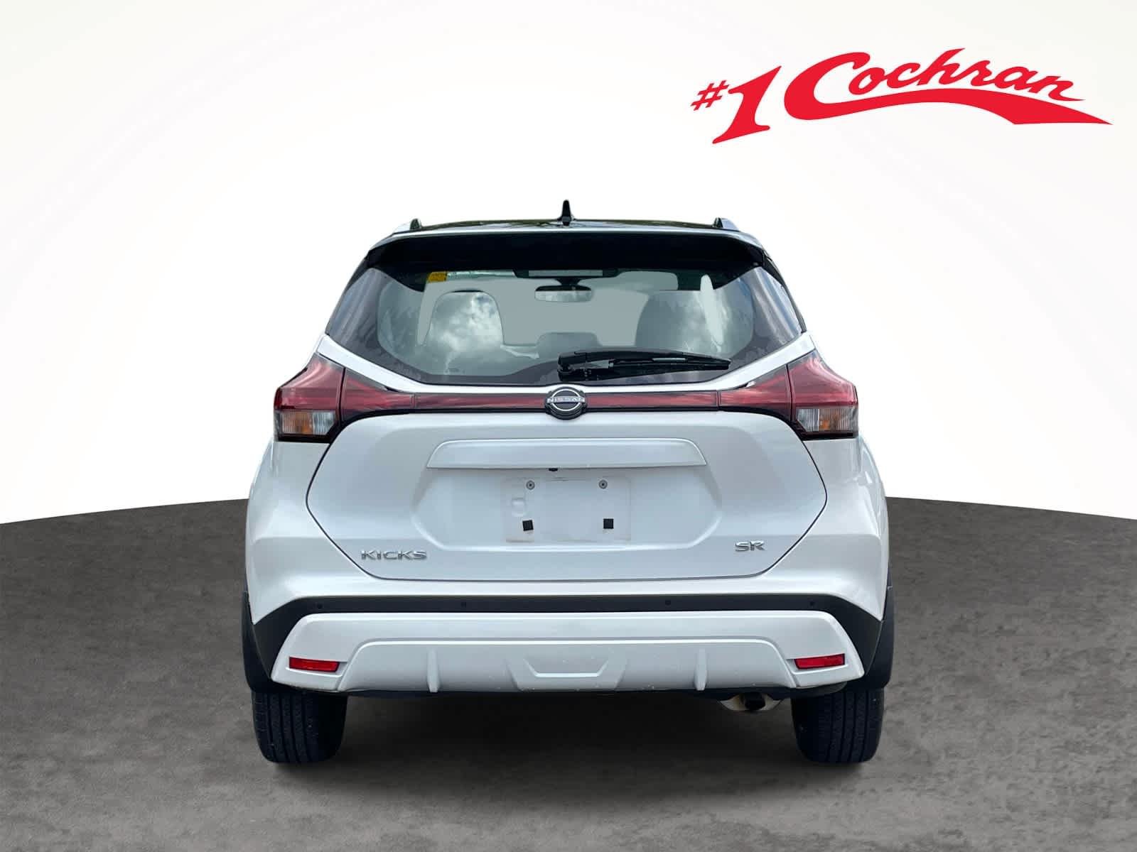 Used 2024 Aspen White Tricoat/Super Black Nissan SR image 12