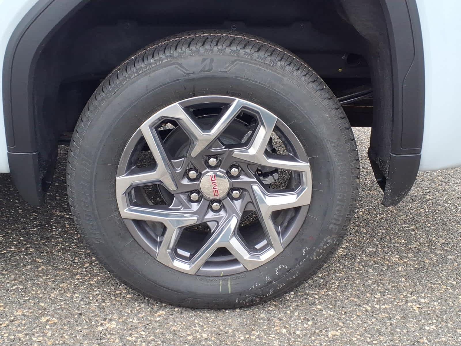 New 2026 Glacier White Tricoat GMC SLT image 5